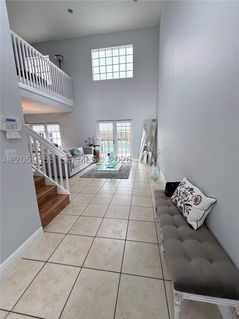 4 bedroom SingleFamilyResidence at 15253 SW 138th Ter, Christina Estates, Miami — photo 3