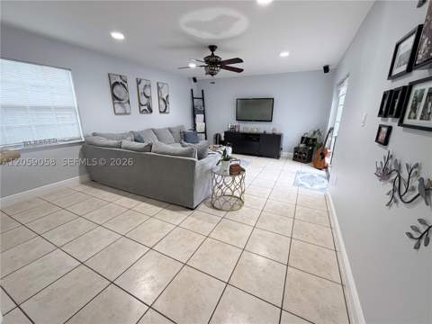 15253 SW 138th Ter, Miami FL - photo 7 of 41