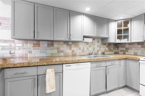 14357 SW 97th Terrace, Miami FL - photo 7 of 32