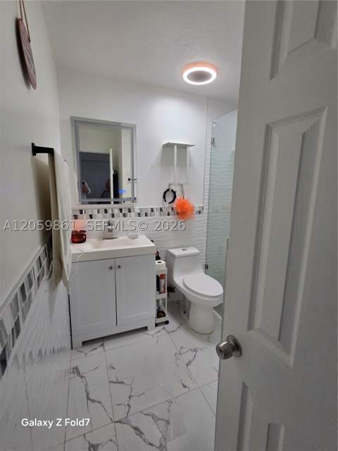 16884 SW 109th Ct, Miami FL - photo 12 of 19