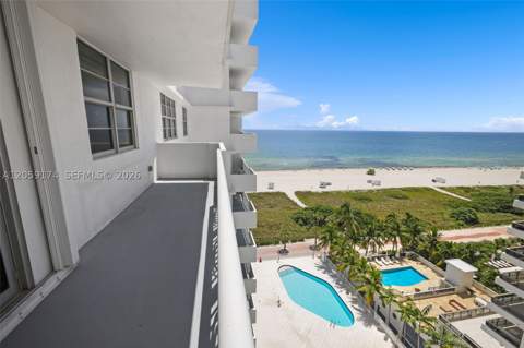 5825 Collins Ave 12H, Miami Beach FL - photo 7 of 37
