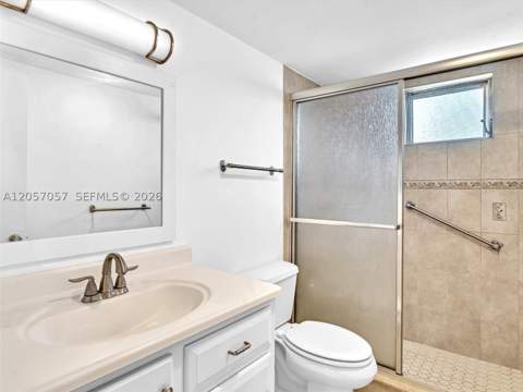 3600 NE 170th St 211, North Miami Beach FL - photo 16 of 34