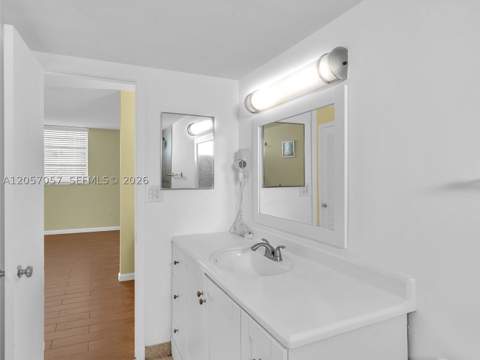 3600 NE 170th St 211, North Miami Beach FL - photo 22 of 34