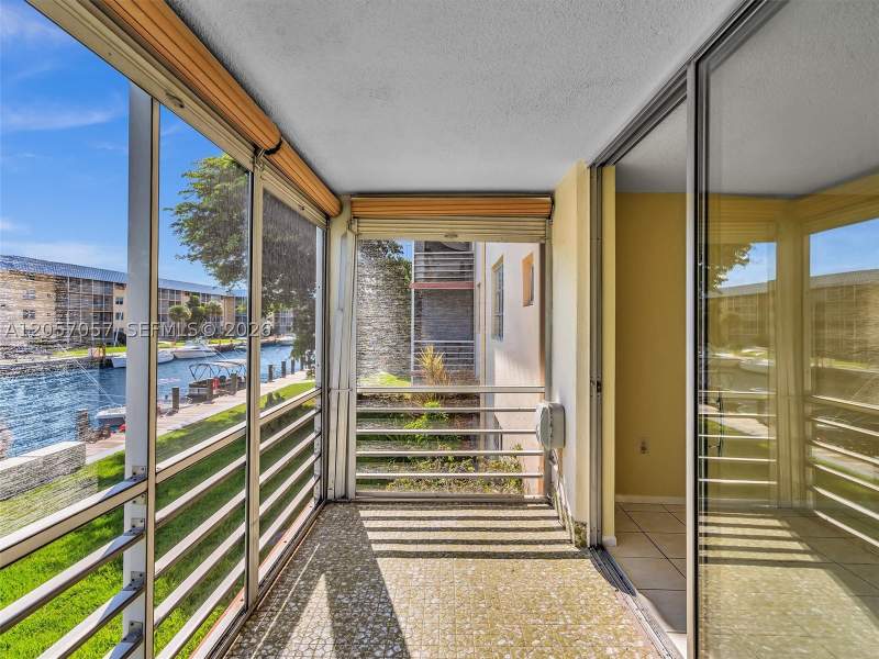 2 bedroom Condominium at 3600 NE 170th St 211, Eden Isles Condo # 4, North Miami Beach — photo 4
