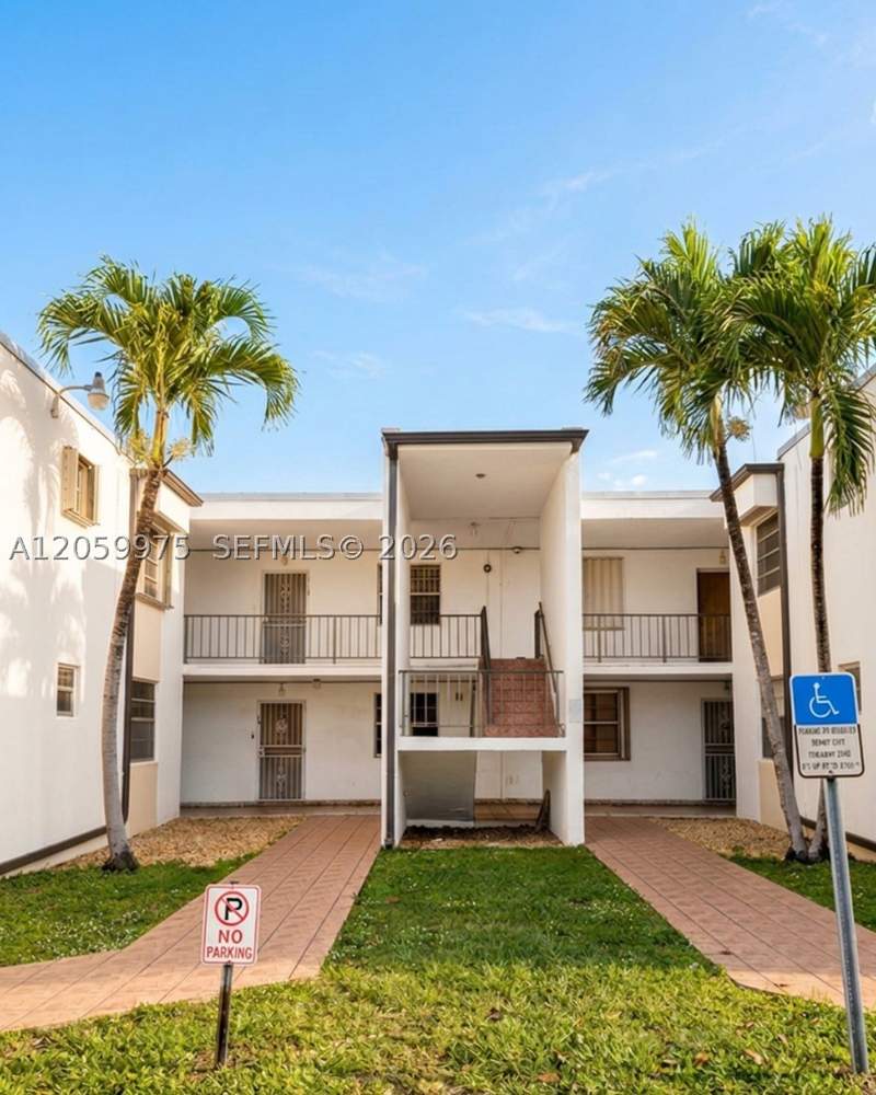 2 bedroom Condominium at 8990 SW 24th St 19, Westchester Luxury Condo, Miami — photo 2