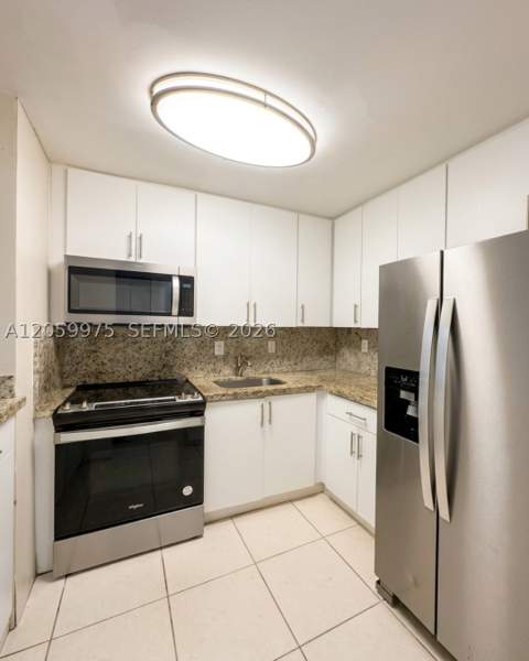 8990 SW 24th St 19, Miami FL - photo 6 of 15