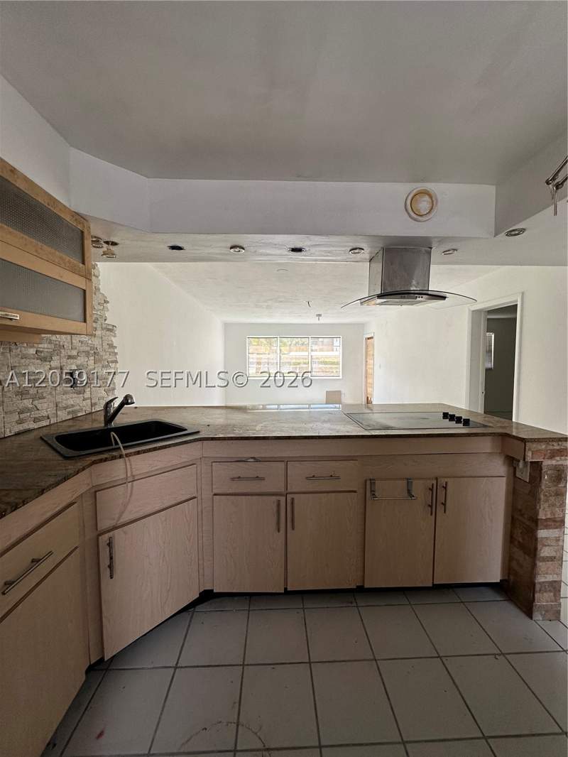1 bedroom Condominium at 19001 NE 14th Ave 121, Fifth Horizons Condo, Miami — photo 3
