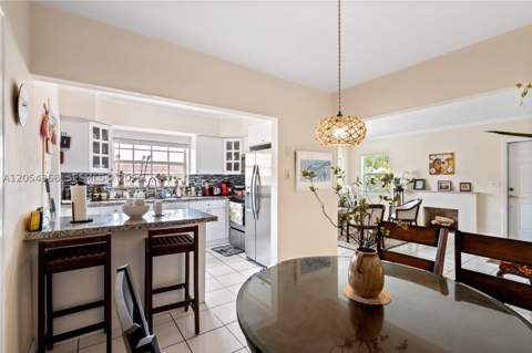 3640 SW 16th St, Miami FL - photo 9 of 37