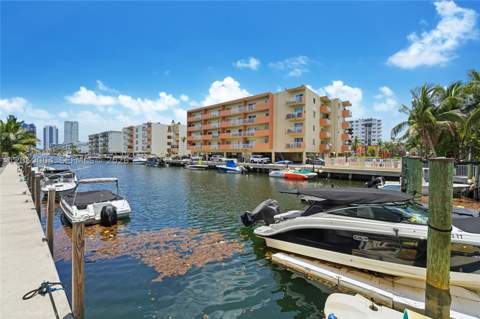 3536 NE 168th St 206, North Miami Beach FL - photo 14 of 23