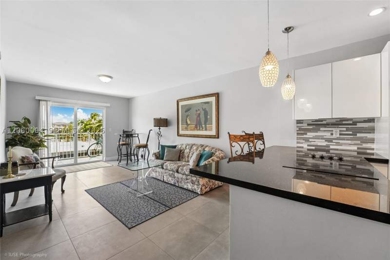 1 bedroom Condominium at 3536 NE 168th St 206, Venice Isle Condo, North Miami Beach — photo 5