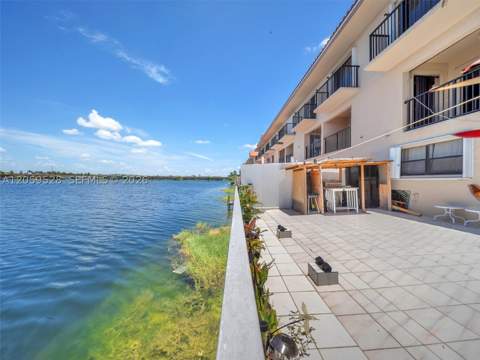 5530 W 26th Ct 102, Hialeah FL - photo 24 of 29