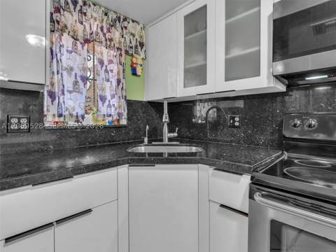 5530 W 26th Ct 102, Hialeah FL - photo 7 of 29