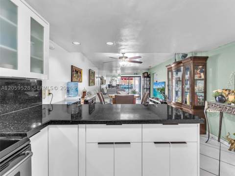 5530 W 26th Ct 102, Hialeah FL - photo 9 of 29