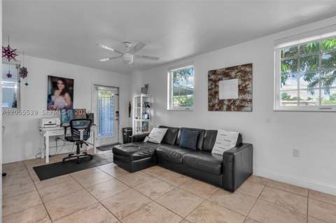 7340 SW 18th St Rd, Miami FL - photo 11 of 21