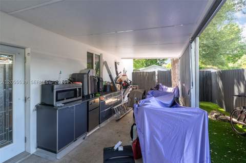 7340 SW 18th St Rd, Miami FL - photo 15 of 21