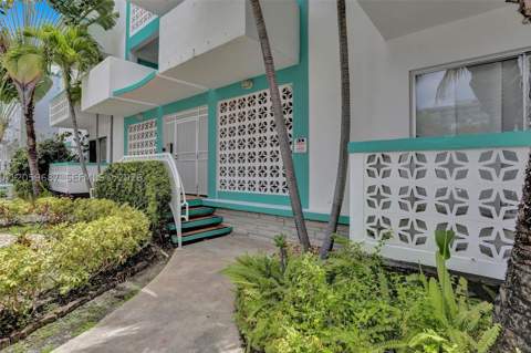 350 Collins Ave 310, Miami Beach FL - photo 12 of 18