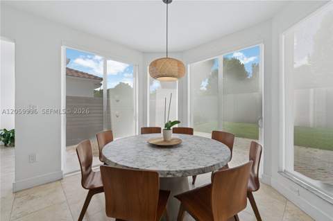 10865 NW 73rd Ter, Doral FL - photo 9 of 43