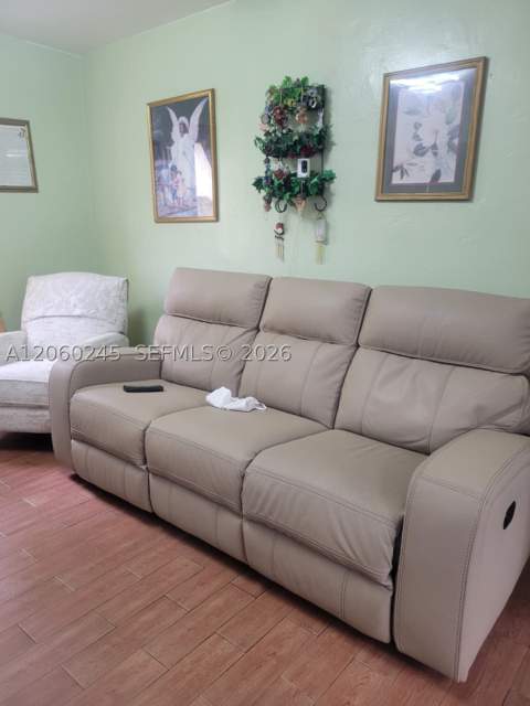 1680 NW 133rd St, North Miami FL - photo 9 of 25