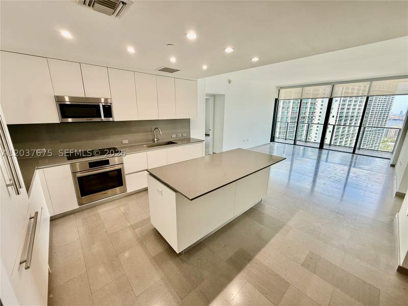 2 bedroom Condominium at 68 SE 6th St 2707, Reach Condo, Miami — photo 3