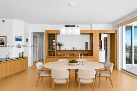 21150 Point Pl 1605, Aventura FL - photo 16 of 45