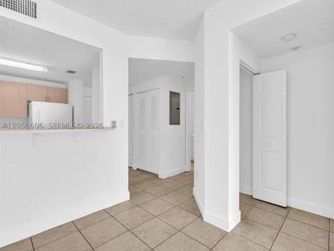 50 Menores Ave 518, Coral Gables FL - photo 14 of 33