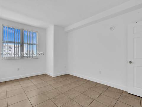 50 Menores Ave 518, Coral Gables FL - photo 21 of 33
