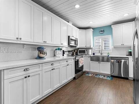 9390 SW 190th Street, Cutler Bay FL - photo 14 of 39