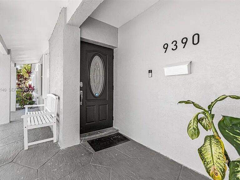 4 bedroom SingleFamilyResidence at 9390 SW 190th Street, Bel Aire Sec 10, Cutler Bay — photo 5