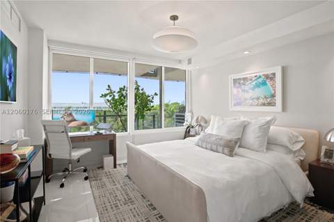 2155 Washington Ct 504, Miami Beach FL - photo 19 of 29