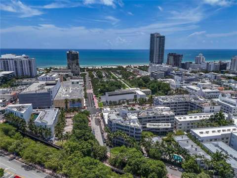 2155 Washington Ct 504, Miami Beach FL - photo 21 of 29