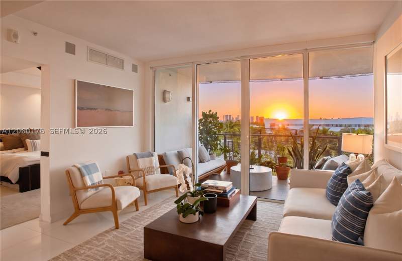 2 bedroom Condominium at 2155 Washington Ct 504, Artepark North Condo, Miami Beach — photo 4