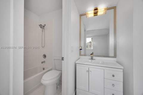 390 NW 86th Ct 803, Miami FL - photo 12 of 27