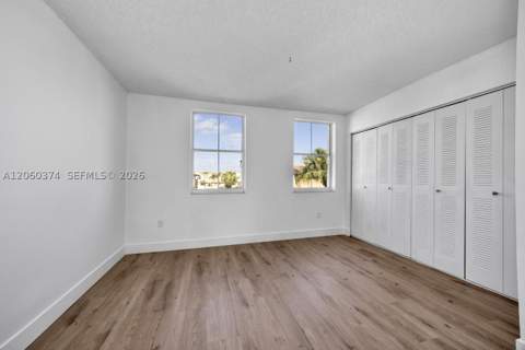 390 NW 86th Ct 803, Miami FL - photo 15 of 27