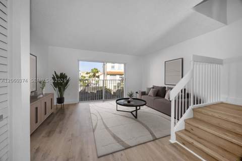 390 NW 86th Ct 803, Miami FL - photo 7 of 27