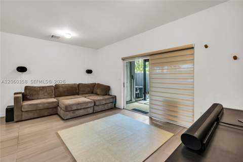 412 NW 12th Ave, Florida City FL - photo 16 of 46
