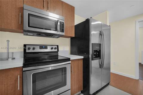 601 NE 23rd St 901, Miami FL - photo 11 of 36