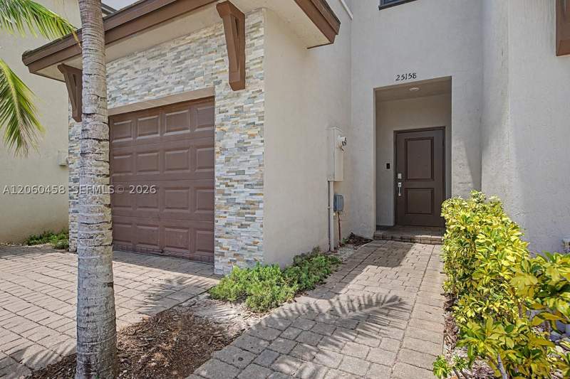 3 bedroom Townhouse at 25158 SW 108th Ave, S Allapattah Gardens, Homestead — photo 3