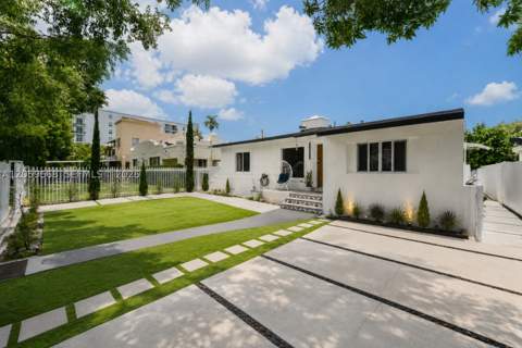 2260 SW 5th St, Miami FL - photo 18 of 20
