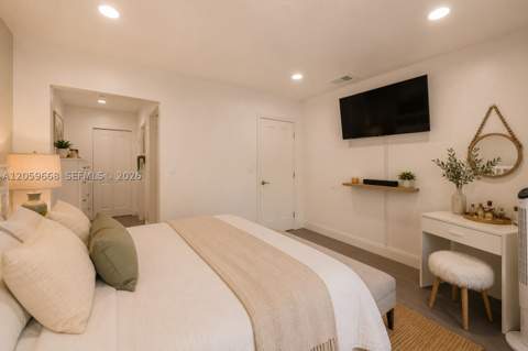 2260 SW 5th St, Miami FL - photo 8 of 20