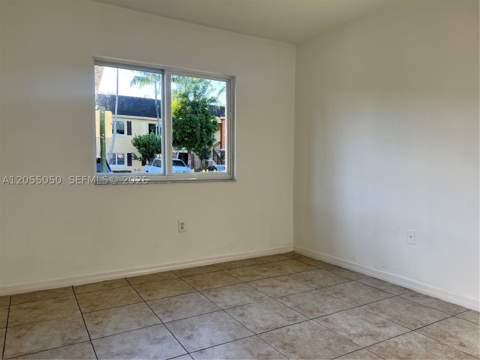 985 NE 33rd Ter 104, Homestead FL - photo 18 of 18