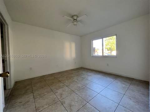 985 NE 33rd Ter 104, Homestead FL - photo 8 of 18