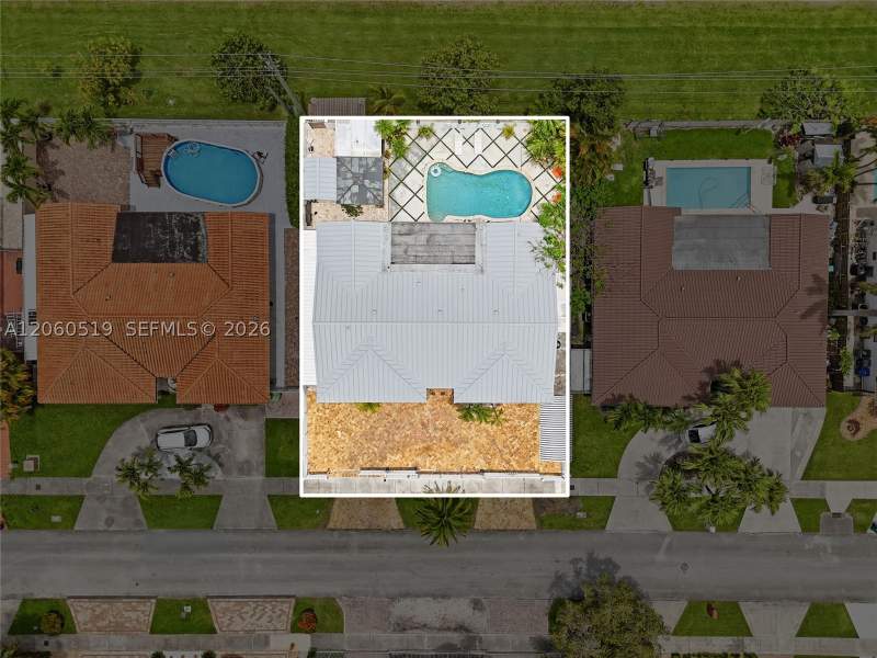 4 bedroom SingleFamilyResidence at 323 NW 136th Pl, University Park West Sec, Miami — photo 5