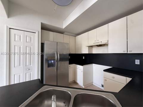 10852 SW 240th St, Homestead FL - photo 10 of 27