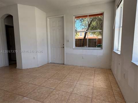 10852 SW 240th St, Homestead FL - photo 8 of 27