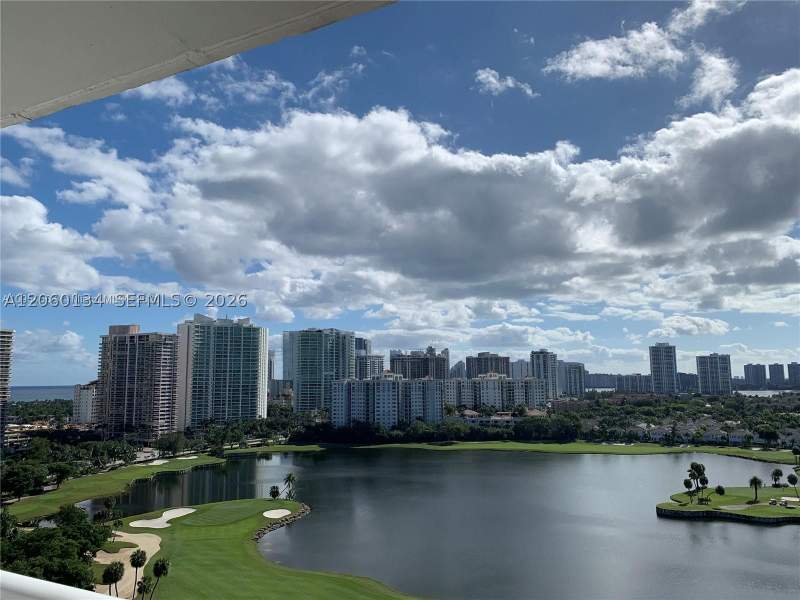 1 bedroom Condominium at 3625 N Country Club Drive 1805, Aventura Eldorado Condo, Aventura — photo 4