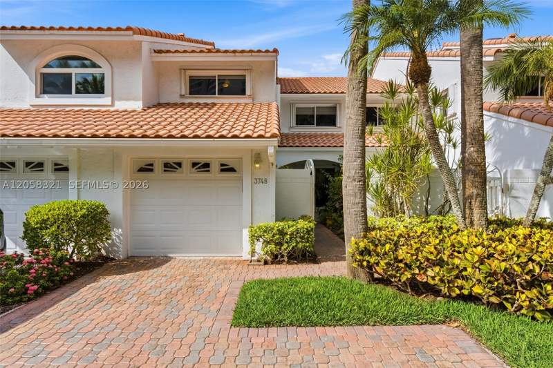 3 bedroom Townhouse at 3748 NE 209th Ter, Golden Pointe, Aventura — photo 4