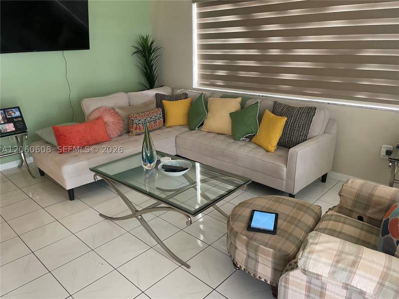 2 bedroom Condominium at 165 NE 203rd Ter 26, Ro-Mont South Condo C, Miami Gardens — photo 4