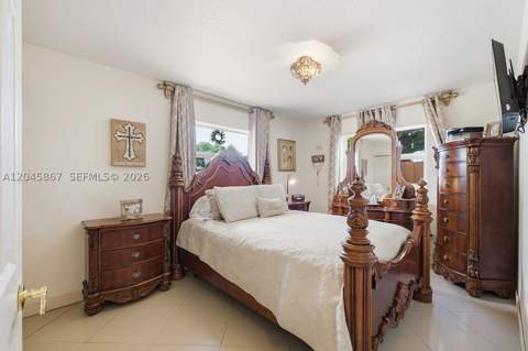 7858 NW 171st St, Hialeah FL - photo 17 of 44