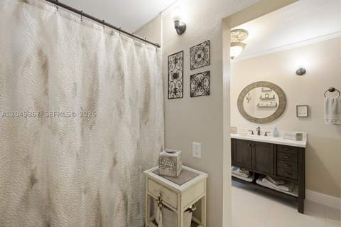 7858 NW 171st St, Hialeah FL - photo 19 of 44