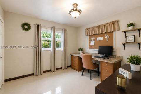 7858 NW 171st St, Hialeah FL - photo 23 of 44